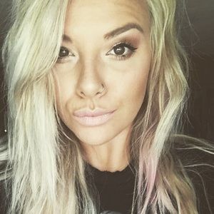 Meet your Posher, Brianna